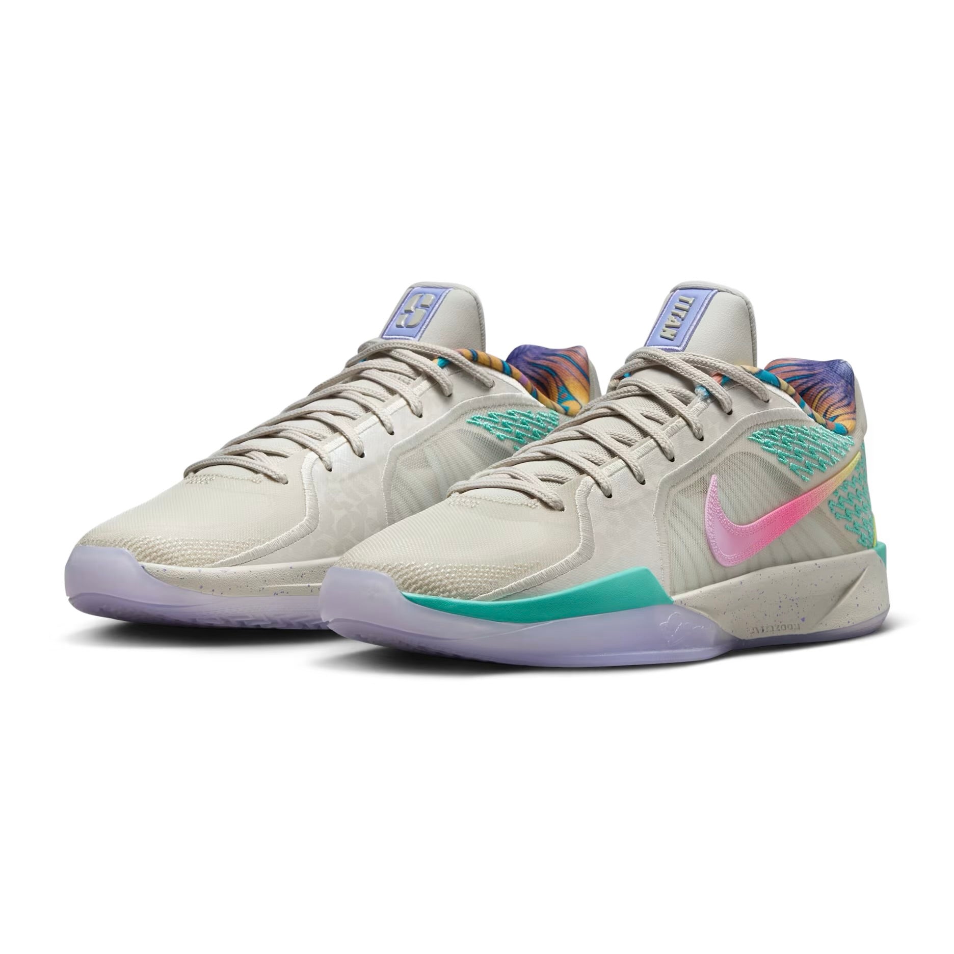 Nike Sabrina 2 x Titan "Make Space" 篮球鞋 浅骨色