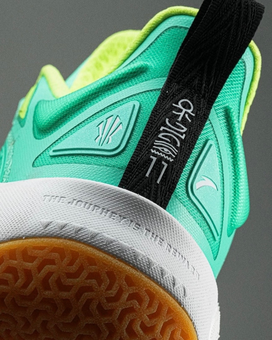 Anta x Kyrie Irving KAI 1 "Green Grails" 安踏 欧文一代 篮球鞋 绿色圣杯