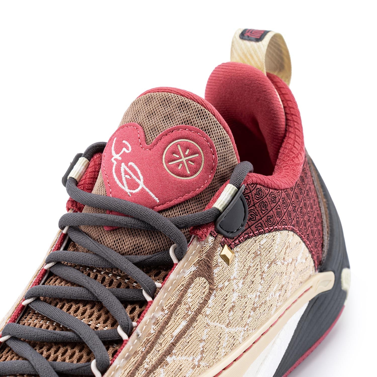 Li-Ning Wade All City 14 "Year of the Horse" 李宁 韦德之道 全城14 篮球鞋 马年限定