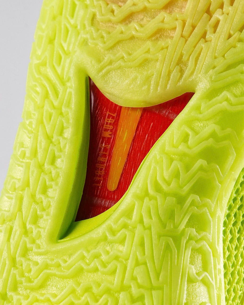 Nike Air Zoom G.T. Cut 1 "EYBL" 篮球鞋 黄色