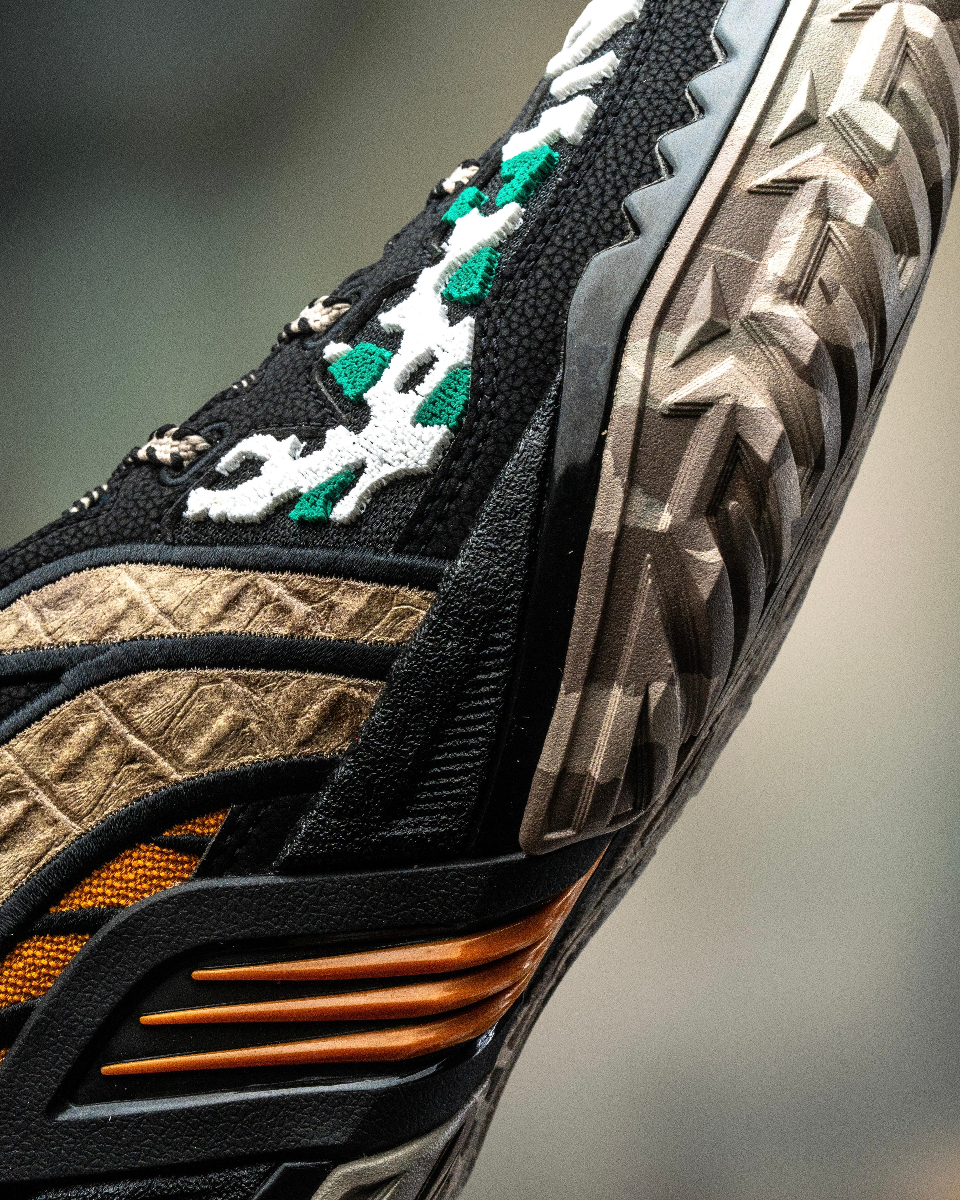 Li-Ning JieAo 3 "King Of Beasts" 李宁 桀骜3 篮球鞋 万兽之王