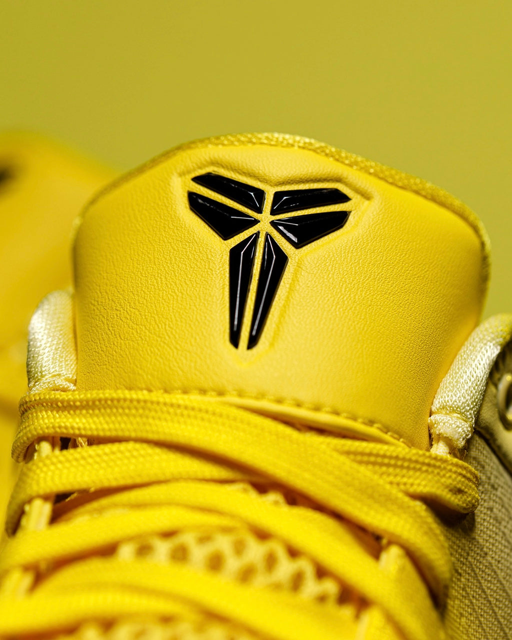 Nike Zoom Kobe 4 Protro "CHBL" 篮球鞋 耐高/黄色